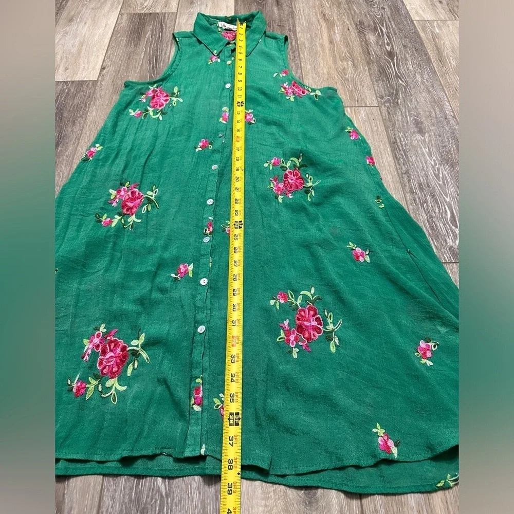 🛍️Hope Springs  Button front sleeveless tank dress with floral embroidered